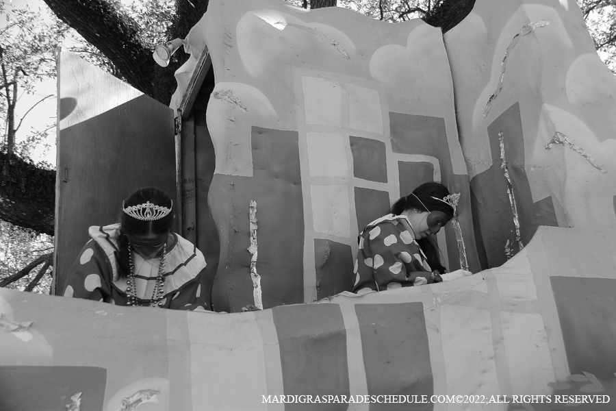 Krewe-of-Pontchartrain00050-2022