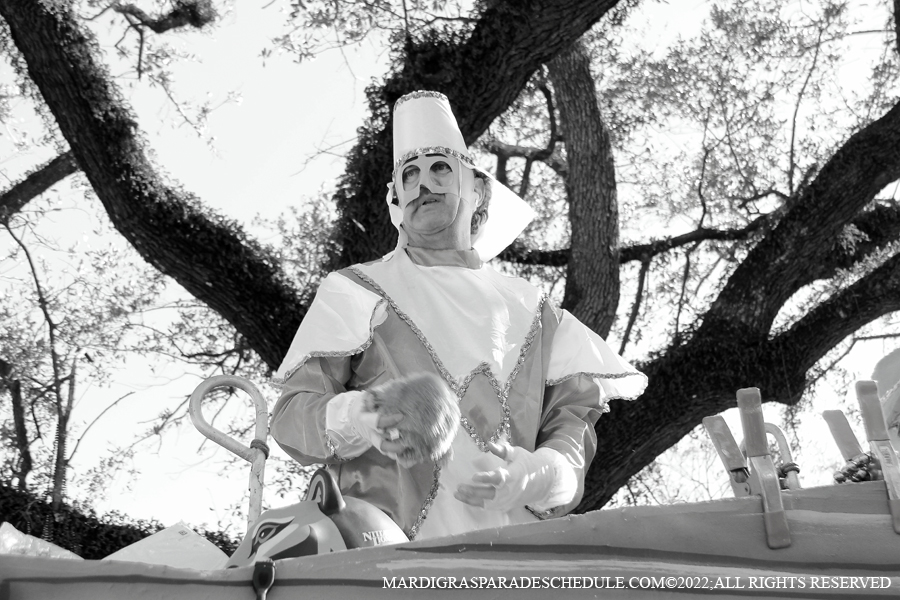 Krewe-of-Pontchartrain00088-2022