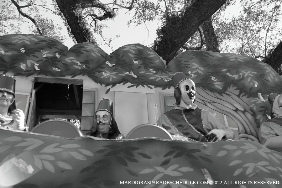 Krewe-of-Pontchartrain00132-2022