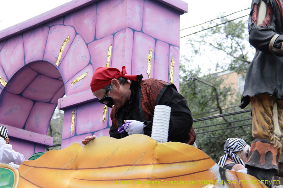 2023-Krewe-of-Pontchartrain-04797
