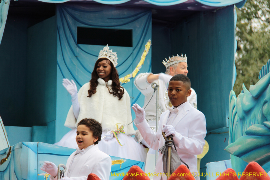 2024-Krewe-of-Pontchartrain-10752