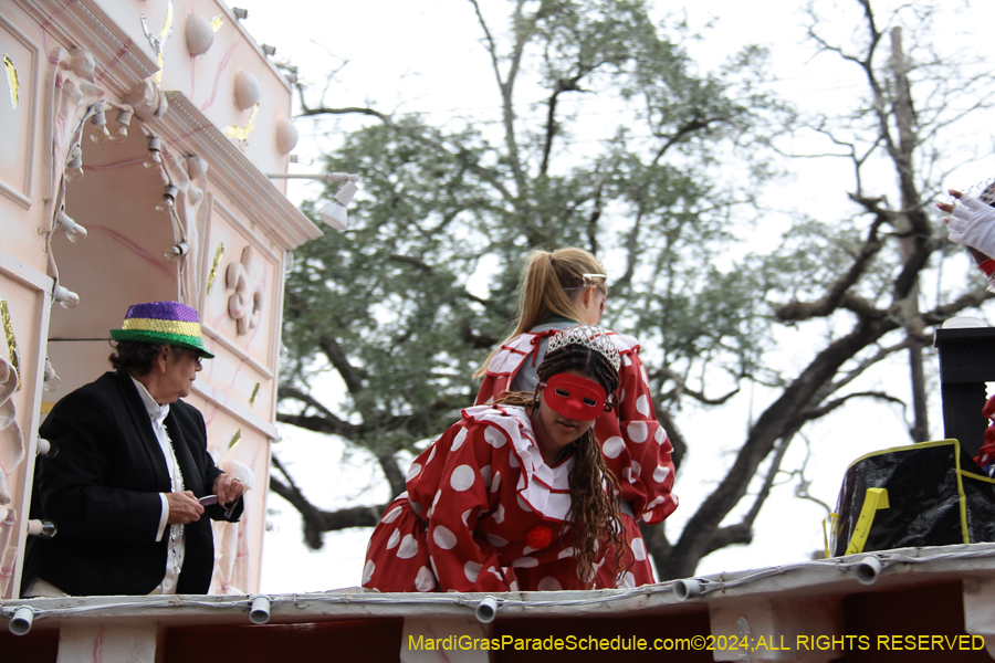 2024-Krewe-of-Pontchartrain-10766