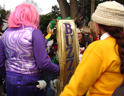 phunnyphortyphellowsandbuzzards_00232