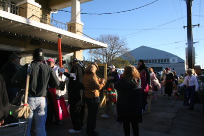 Meeting-of-the-Courts-Mardi-Gras-2008-Buzzards_toast-Phunny-Phorty_phellows-4764