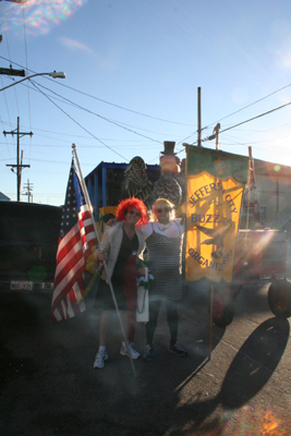 Meeting-of-the-Courts-Mardi-Gras-2008-Buzzards_toast-Phunny-Phorty_phellows-4773