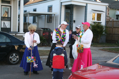 Meeting-of-the-Courts-Mardi-Gras-2008-Buzzards_toast-Phunny-Phorty_phellows-4842