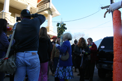 Meeting-of-the-Courts-Mardi-Gras-2008-Buzzards_toast-Phunny-Phorty_phellows-4852