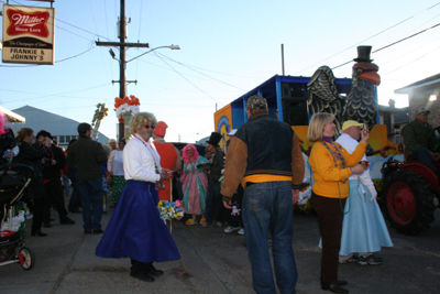 Meeting-of-the-Courts-Mardi-Gras-2008-Buzzards_toast-Phunny-Phorty_phellows-_4831