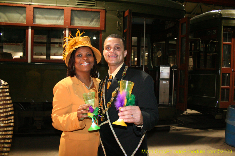 2009-Phunny-Phorty-Phellows-Twelfth-Night-Streetcar-Ride-New-Orleans-Mardi-Gras-0023