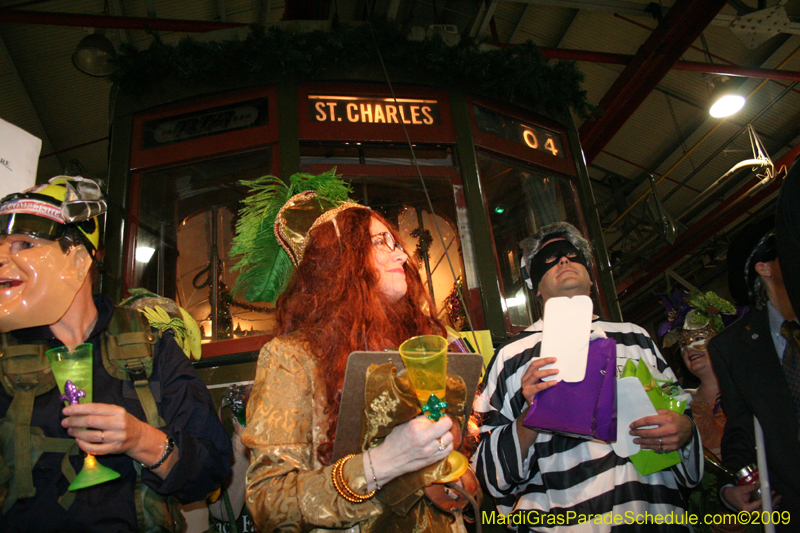 2009-Phunny-Phorty-Phellows-Twelfth-Night-Streetcar-Ride-New-Orleans-Mardi-Gras-0038