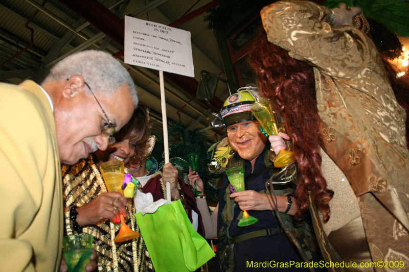2009-Phunny-Phorty-Phellows-Twelfth-Night-Streetcar-Ride-New-Orleans-Mardi-Gras-0052