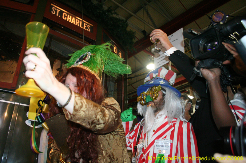 2009-Phunny-Phorty-Phellows-Twelfth-Night-Streetcar-Ride-New-Orleans-Mardi-Gras-0083