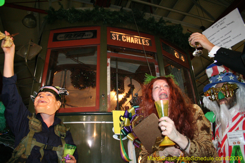2009-Phunny-Phorty-Phellows-Twelfth-Night-Streetcar-Ride-New-Orleans-Mardi-Gras-0086