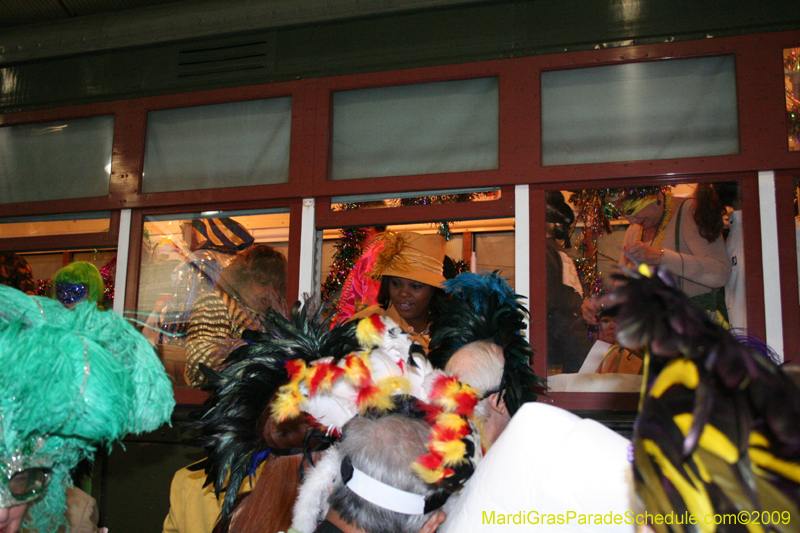 2009-Phunny-Phorty-Phellows-Twelfth-Night-Streetcar-Ride-New-Orleans-Mardi-Gras-0096