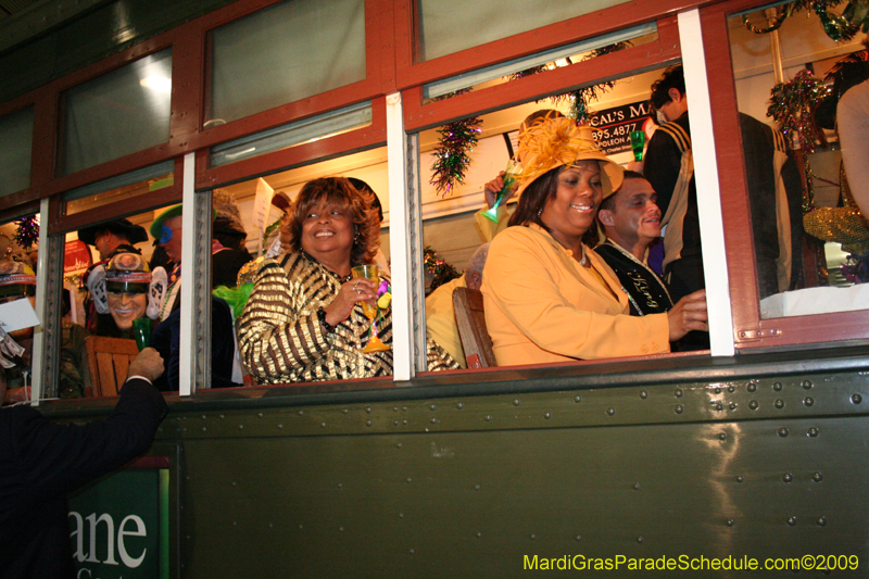 2009-Phunny-Phorty-Phellows-Twelfth-Night-Streetcar-Ride-New-Orleans-Mardi-Gras-0098