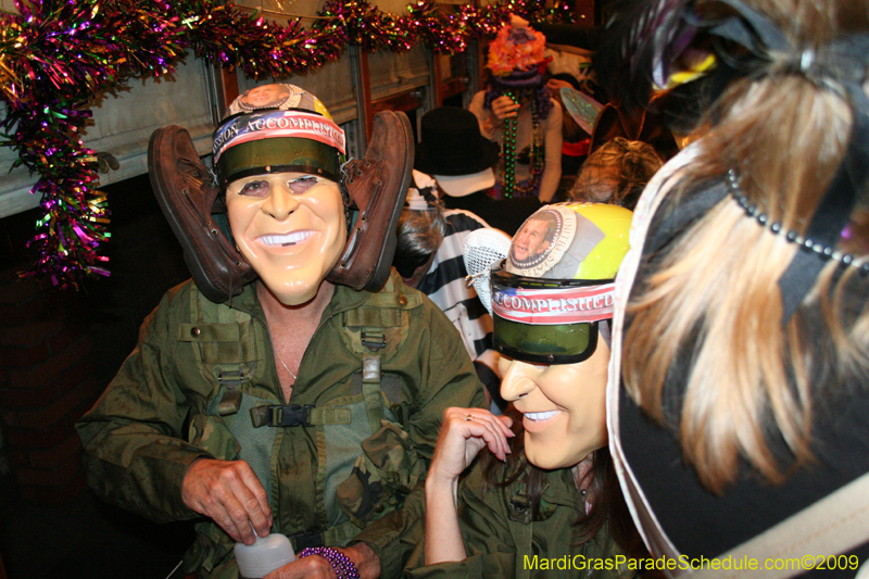 2009-Phunny-Phorty-Phellows-Twelfth-Night-Streetcar-Ride-New-Orleans-Mardi-Gras-0108
