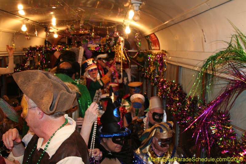 2009-Phunny-Phorty-Phellows-Twelfth-Night-Streetcar-Ride-New-Orleans-Mardi-Gras-0124