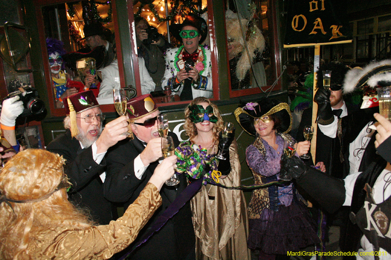 Phunny-Phorty-Phellows-Mardi-Gras-2011-New-Orleans-0057