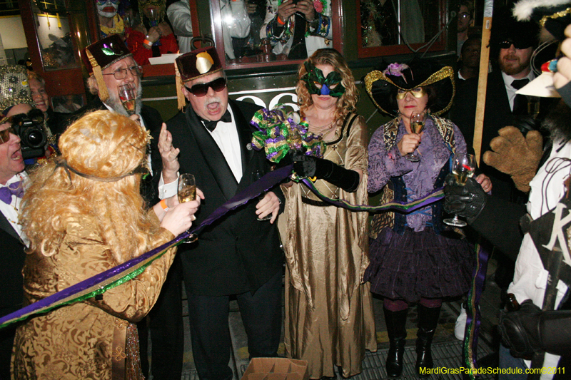 Phunny-Phorty-Phellows-Mardi-Gras-2011-New-Orleans-0063