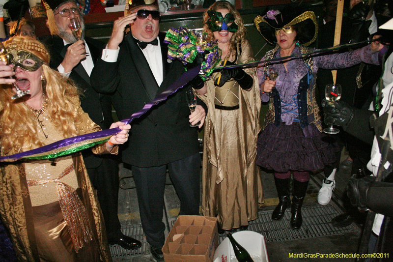 Phunny-Phorty-Phellows-Mardi-Gras-2011-New-Orleans-0067