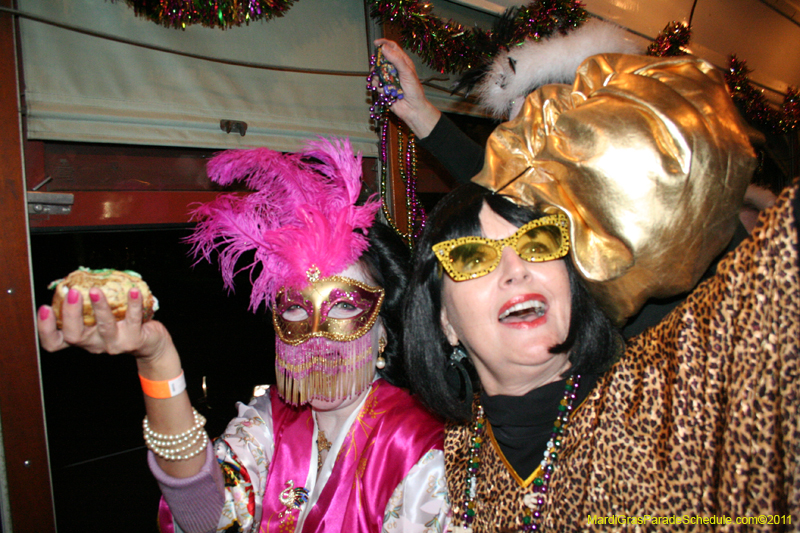 Phunny-Phorty-Phellows-Mardi-Gras-2011-New-Orleans-0147