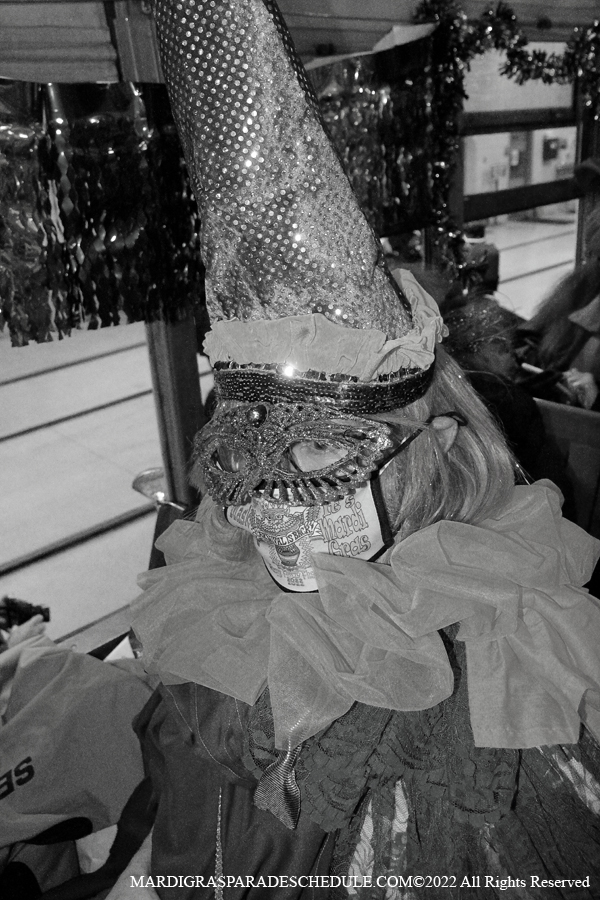 Phunny-Phorty-Phellows-00038-2022