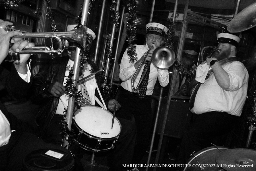 Phunny-Phorty-Phellows-00053-2022