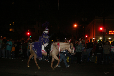 2008-Krewe-of-Proteus-New-Orleans-Mardi-Gras-Parade-0114