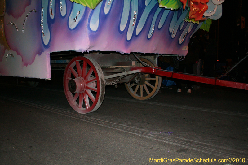 Krewe-of-Proteus-2010-Mardi-Gras-New-Orleans-9635