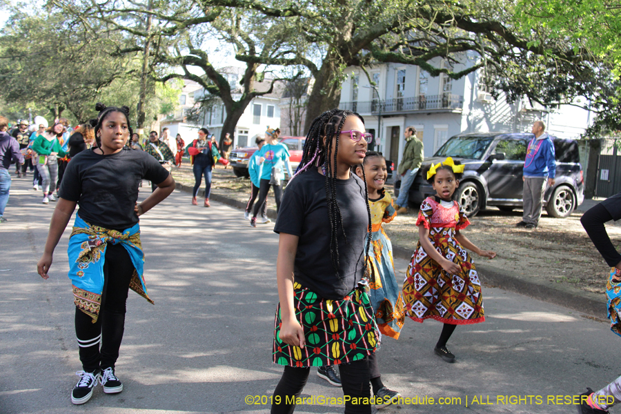Krewe-of-Red-Beans-2019-009325