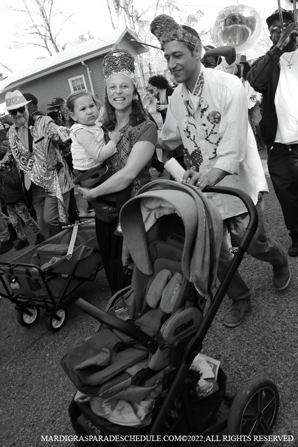 Krewe-of-Red-Bean-00038-2022