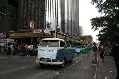 Krewe-of-Rex-King-of-Carnival-Rex-School-of-Design-2008-Mardi-Gras-New-Orleans-2008-0306