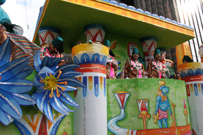 Krewe-of-Rex-King-of-Carnival-Rex-School-of-Design-2008-Mardi-Gras-New-Orleans-2008-0340