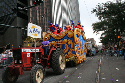 Krewe-of-Rex-King-of-Carnival-Rex-School-of-Design-2008-Mardi-Gras-New-Orleans-2008-0458
