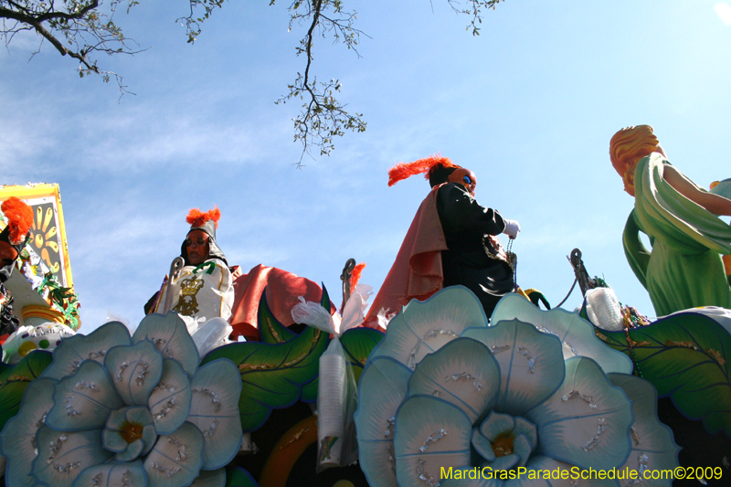 2009-Rex-King-of-Carnival-presents-Spirits-of-Spring-Krewe-of-Rex-New-Orleans-Mardi-Gras-2101