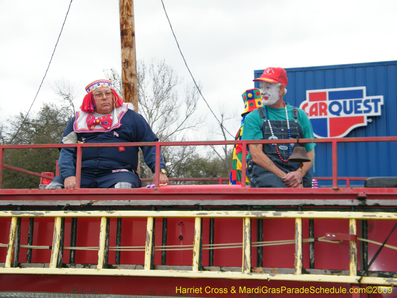 Krewe-of-Rhea-2009-Metairie-Mardi-Gras-Harriet-Cross-7776