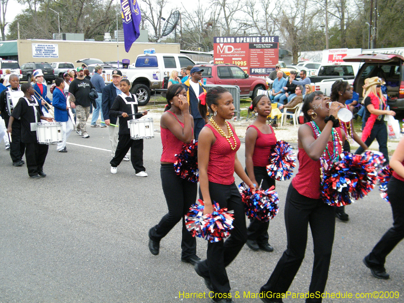 Krewe-of-Rhea-2009-Metairie-Mardi-Gras-Harriet-Cross-7782