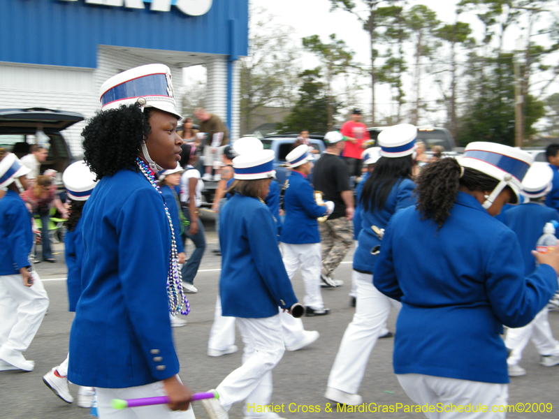 Krewe-of-Rhea-2009-Metairie-Mardi-Gras-Harriet-Cross-7784