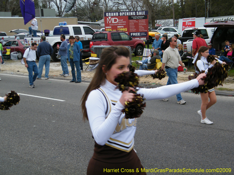 Krewe-of-Rhea-2009-Metairie-Mardi-Gras-Harriet-Cross-7790