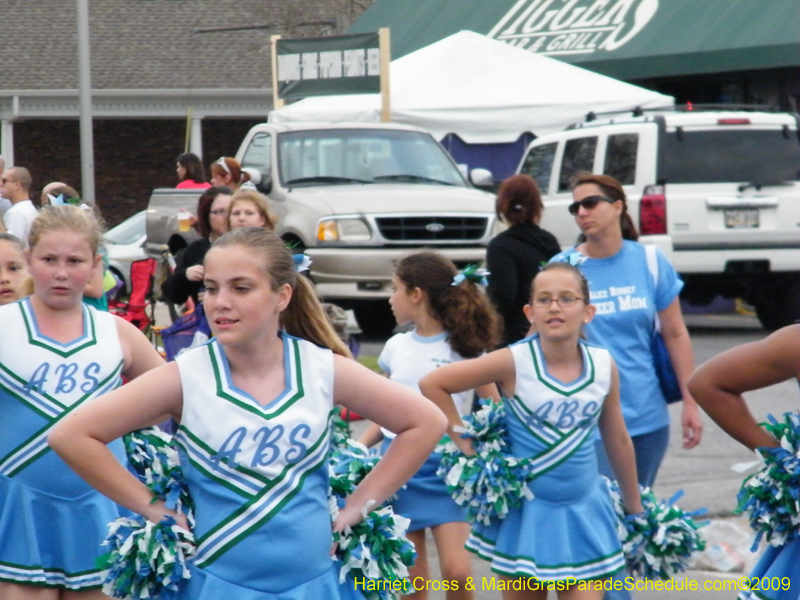 Krewe-of-Rhea-2009-Metairie-Mardi-Gras-Harriet-Cross-7809
