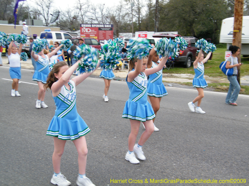 Krewe-of-Rhea-2009-Metairie-Mardi-Gras-Harriet-Cross-7810