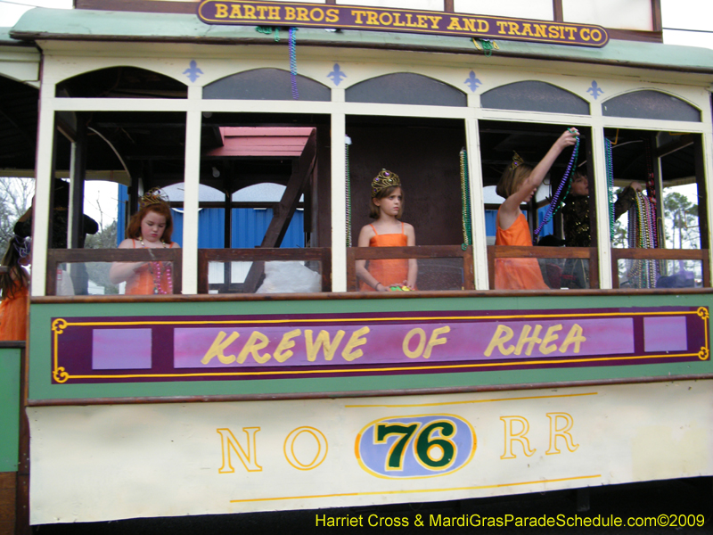 Krewe-of-Rhea-2009-Metairie-Mardi-Gras-Harriet-Cross-7814