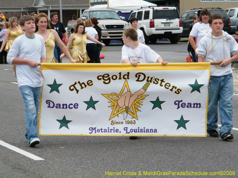 Krewe-of-Rhea-2009-Metairie-Mardi-Gras-Harriet-Cross-7824