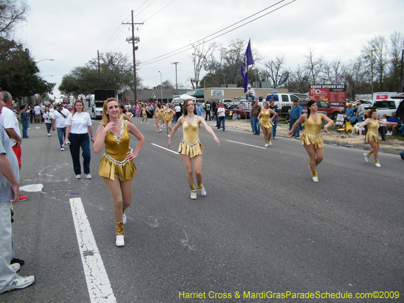 Krewe-of-Rhea-2009-Metairie-Mardi-Gras-Harriet-Cross-7825