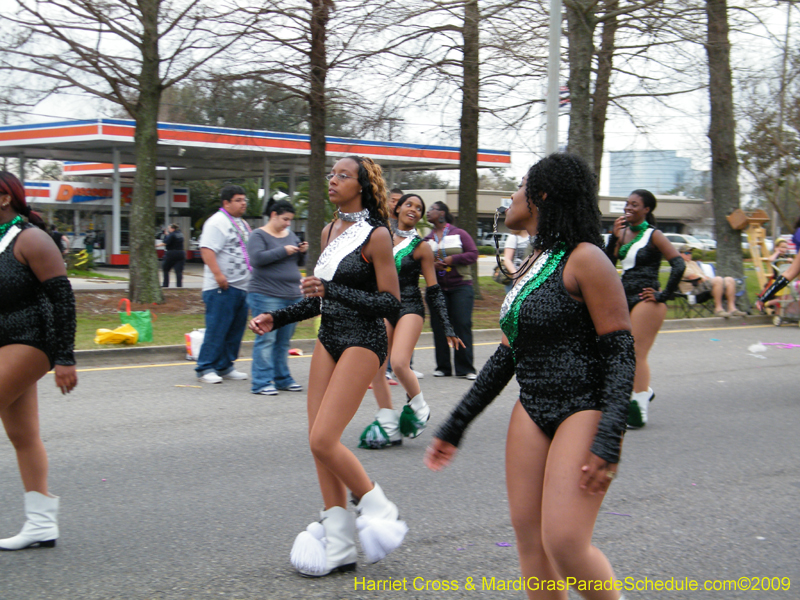 Krewe-of-Rhea-2009-Metairie-Mardi-Gras-Harriet-Cross-7867