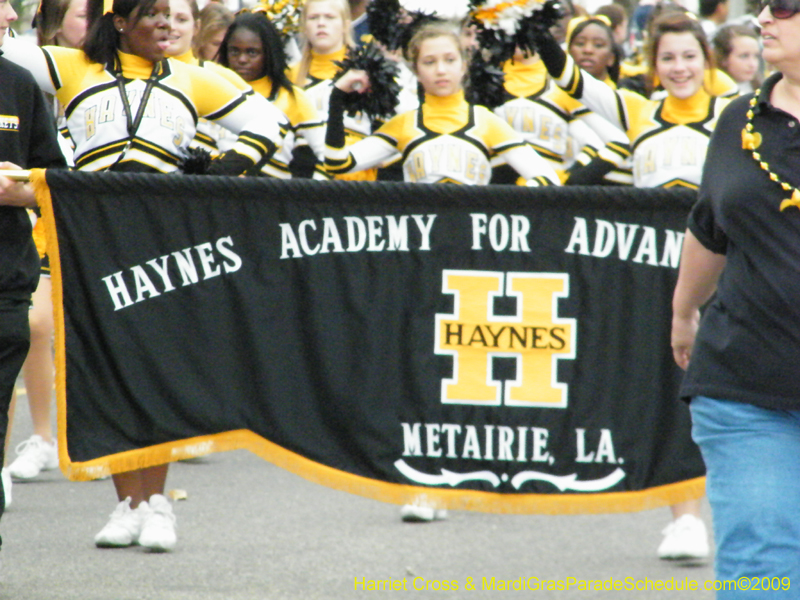 Krewe-of-Rhea-2009-Metairie-Mardi-Gras-Harriet-Cross-7899