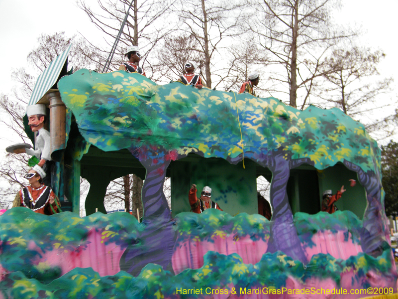 Krewe-of-Rhea-2009-Metairie-Mardi-Gras-Harriet-Cross-7910
