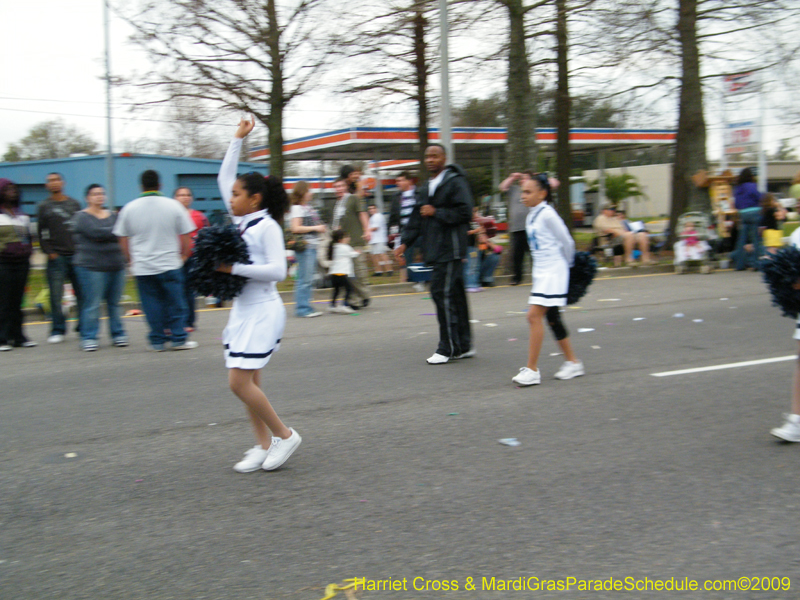 Krewe-of-Rhea-2009-Metairie-Mardi-Gras-Harriet-Cross-7939