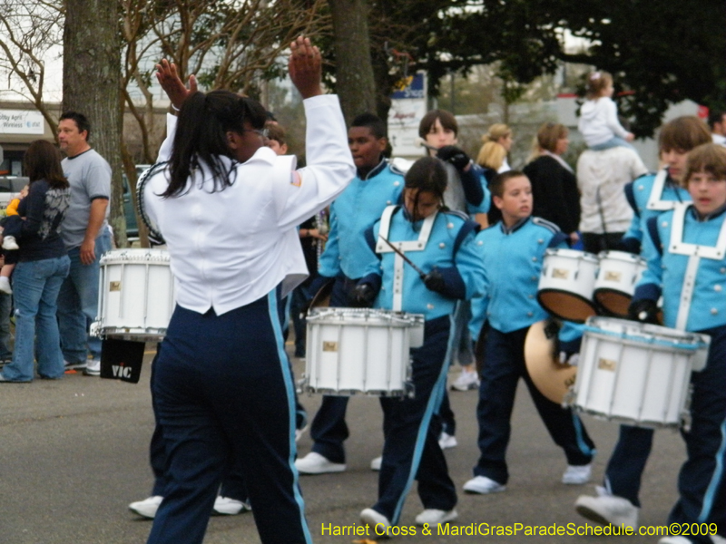 Krewe-of-Rhea-2009-Metairie-Mardi-Gras-Harriet-Cross-7948