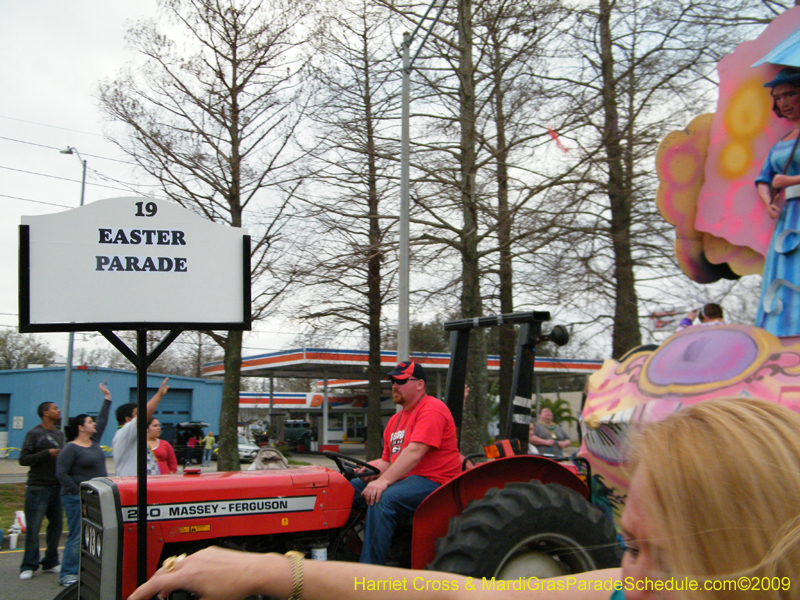 Krewe-of-Rhea-2009-Metairie-Mardi-Gras-Harriet-Cross-7952
